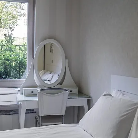 Domillion 1bdr Quiet W Parking & Greenery B9c1 Appartamento