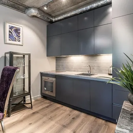 Domillion 1bdr Quiet W Parking & Greenery B9c1 *