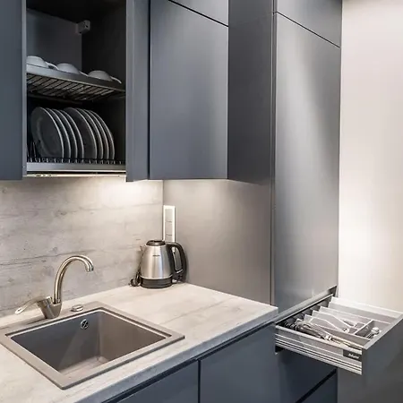 Domillion 1bdr Quiet W Parking & Greenery B9c1 Appartement