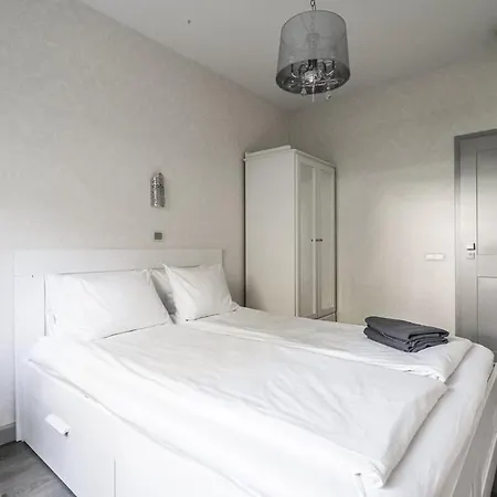 Domillion 1bdr Quiet W Parking & Greenery B9c1 Appartement